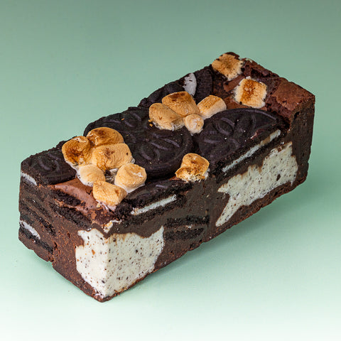 Cookies & Cream Slutty Brownie